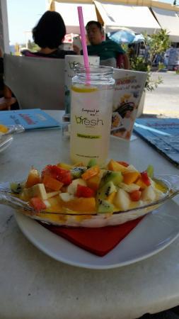 Johnnie Cafe