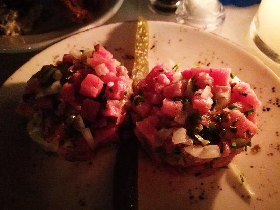 Oia's Oyster Bar